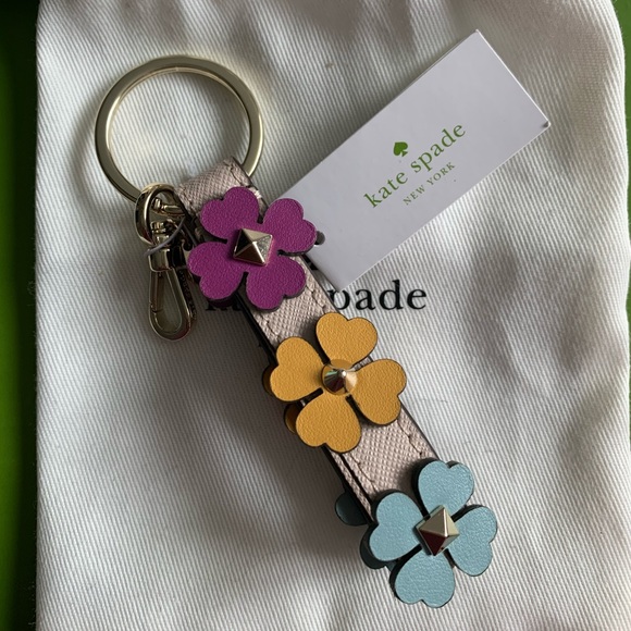 kate spade Accessories - Kate Spade Flower Keychain (NWT)